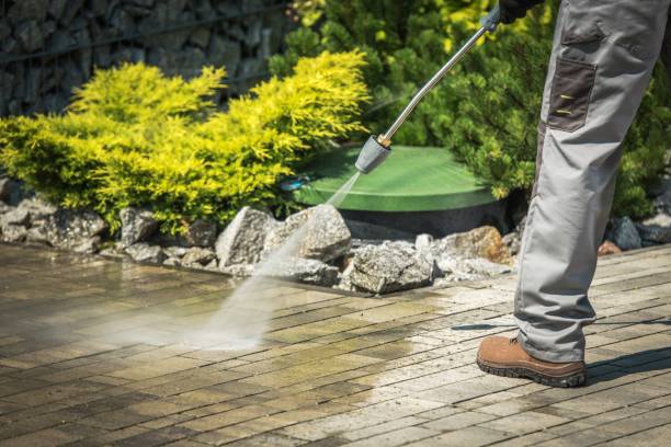 Best Pool Deck Cleaning  in Montara, CA